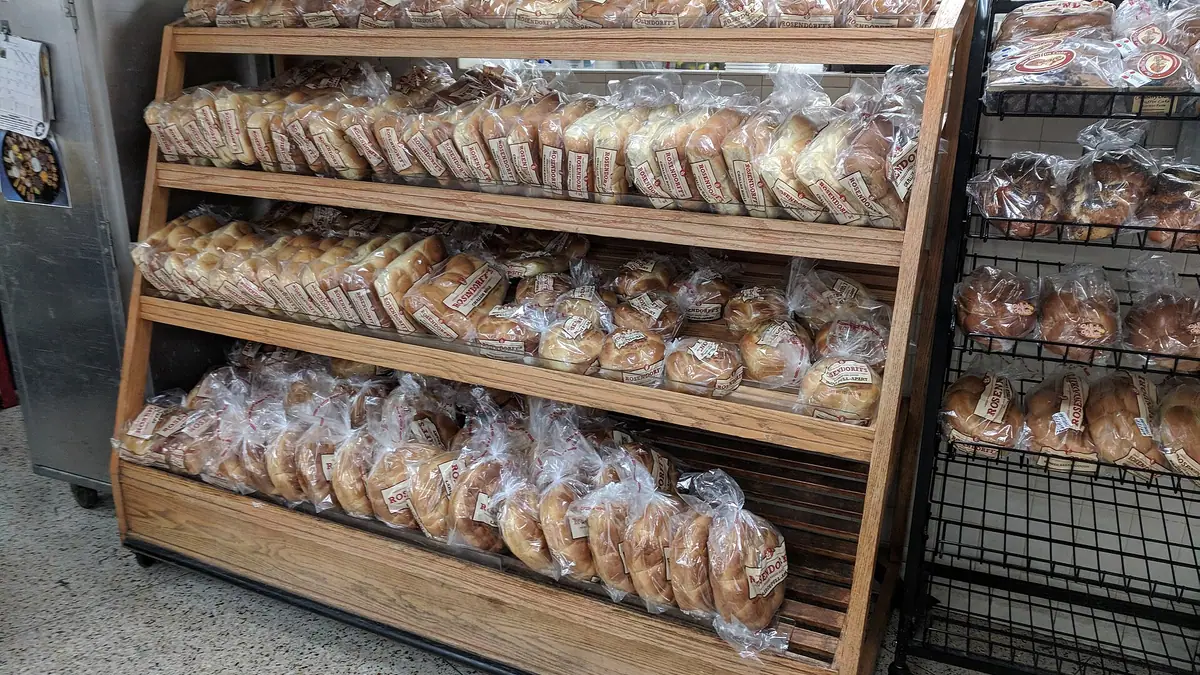 The Bakers Shop – bakery in Wendover town centre